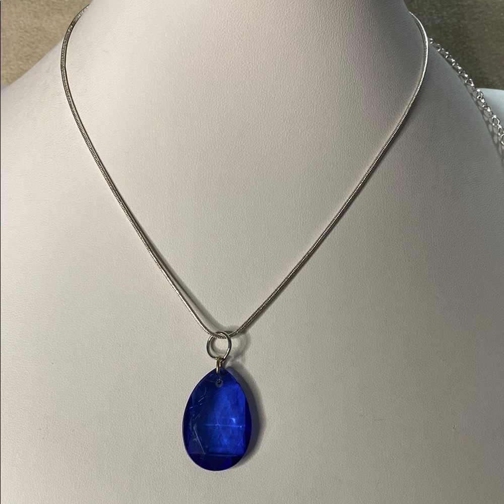 10/ $10 Blue acrylic Pendant Necklace